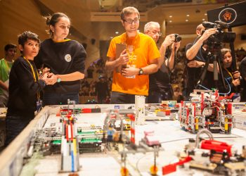 Hidraqua organitza tallers mediambientals per a inspirar als equips participants de FIRST LLEC League de la Comunitat Valenciana