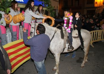 Vilafamés celebra un multitudinari Sant Antoni