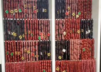 Ximo Puig inaugura la Mostra de l’Embotit de Requena