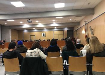 El Ple d’Alboraia s’uneix a la defensa de les pensions i acull les peticions i reivindicacions del CEIP Ausiàs March