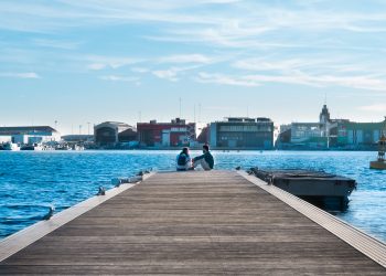 50 adolescents ajudaran a definir La Marina de València a través d’un innovador projecte educatiu.