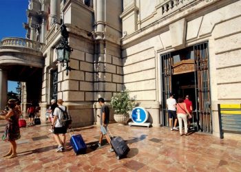 L’ajuntament amplia i reforma l’oficina de turisme municipal a la casa consistorial