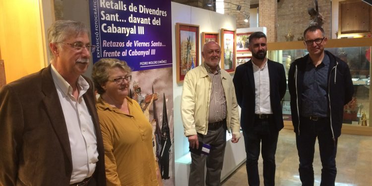 Exposició de fotografia de Pedro Molero ‘Retalls de Divendres Sant… davant del Cabanyal III’