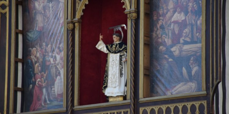 Entrega dels premis del concurs de miracles de Sant Vicent