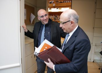 Compromís demana la compareixença d’alts càrrecs per explicar les accions previstes en els PGE per a l’autonomia