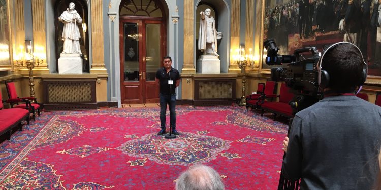 Mulet: «Amb les mesures per limitar l’activitat dels senadors, donem per finalitzada la cortesia parlamentària»