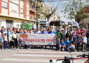 Bicicletada de la Ribera per a reclamar la recuperació útil del pont de Fortaleny