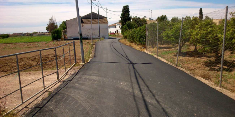 L’Ajuntament conclou les obres de pavimentació del carrer de les Barraques de Castelló a Benifaraig