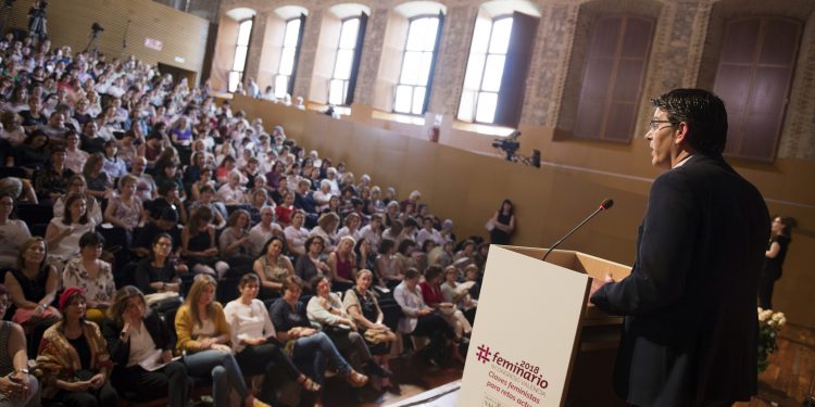 Rodríguez: “Amb el canvi de govern confiem que la Igualtat serà inclosa per fi en l’agenda política”