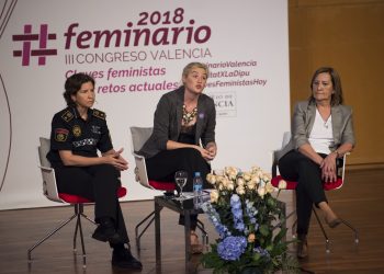 Policies i fiscals denuncien la falta de formació feminista com a obstacle en la seua labor professional