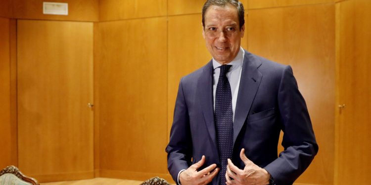 Zaplana continuarà en presó