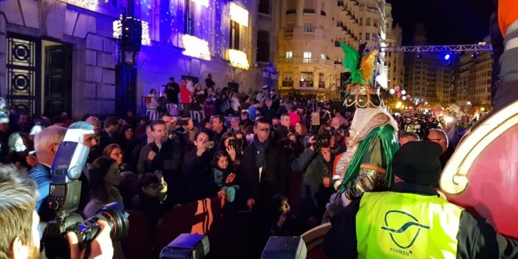 La Cavalcada de Reis  València es reforça amb més grups d’animació, nous personatges, carrosses i cançons