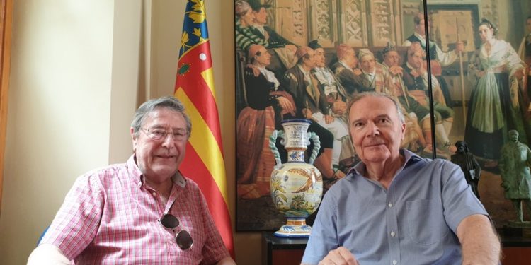 Bernardo Adam Ferrero visita la RACV i s’incorpora a l’ESEV