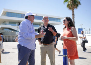 L’alcalde destaca la marina de València com un punt de trobada per a la ciutadania on realitzar una gran varietat d’activitats