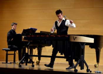 La delegació de Cultura ofereix un concert de Black & White Keys amb piano i marimba en el Teatre de Begonya