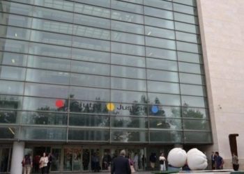 El jutge decreta presó provisional i sense fiança per als dos detinguts per cremar a una jove a València