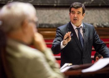 Giner critica que Ribó té una postura «irresponsable» per mantindre a Fuset en la Regidoria de Festes