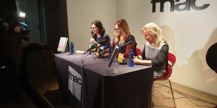 Èxit en la presentació del llibre “El Sant Greal” d’Ana Mafé