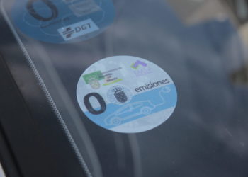 Els vehicles ‘zero emissions’ podran aparcar gratis en la zona blava de València