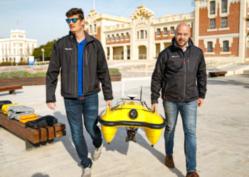 La Marina de València, base de proves d’un innovador dron submarí