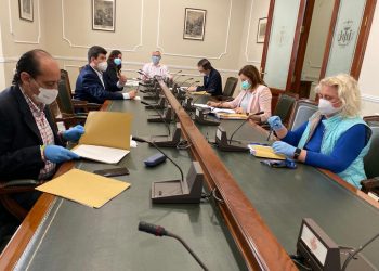 La comissió de reconstrucció de la ciutat comença a treballar amb la participació de tots els grups polítics