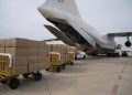 Aterra en l’aeroport de Castelló l’avió amb les 370.000 màscares adquirides pels ajuntaments sota la coordinació de la Diputació