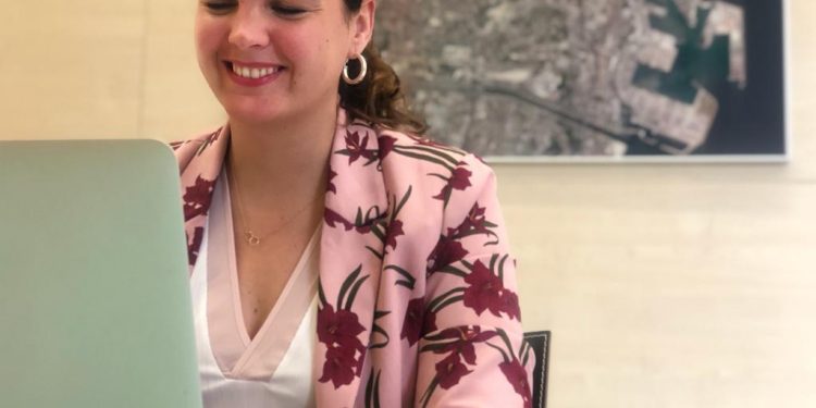 Sandra Gómez recorda que “des d’Urbanisme es continuarà controlant i verificant que els projectes complisquen amb els criteris urbanístics”