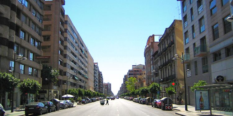 L’Ajuntament convertirà l’avinguda del Port de València en un gran passeig cap a la mar
