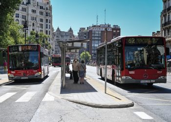 Els autobusos municipals mantenen les mesures de seguretat per a garantir desplaçaments segurs a totes les persones usuàries.