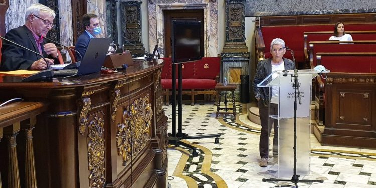 La comissió de reconstrució de la ciutat reflexiona per a afrontar la recuperació social de València