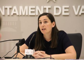 La regidora de Transparència i Govern Obert, Elisa Valía, ha presentat hui en roda de premsa el nou Reglament de Govern Obert