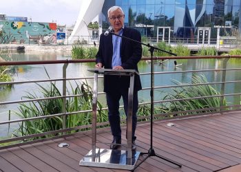 L’alcalde agraix “la confiança dipositada a valència” en la presentació de la fase final de la lliga ACB de bàsquet que es juga a la ciutat