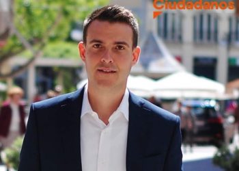 Cs Alzira demana que s’amplie la línia telefònica del centre de salut per a donar cita prèvia