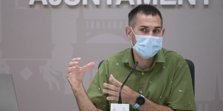 L’Ajuntament de València incrementa els equips de neteja i desinfecció fins a final del 2020 per a previndre la covid-19