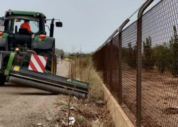 Una brigada professional s’encarregarà del desbrossament de camins rurals i espais agrícoles