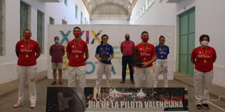 Montserrat, per partida doble, i Borbotó, campions de la Supercopa de Galotxa