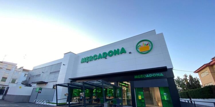Mercadona, Carrefour i Dia perden quota de mercat davant del creixement de Lidl i supermercats regionals