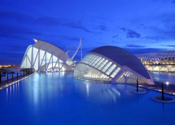 Ribó no veu «gens greu» la quantitat de 5.000 euros robada en el Palau, de devolucions pendents per actes cancel·lats