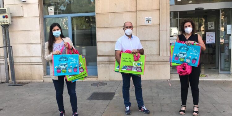 Massamagrell llança la campanya ‘Al mercat, en valencià!’