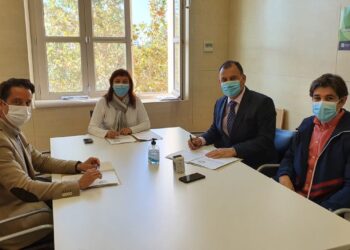 Benestar social signa els dos primers convenis de cobertura dels tractaments odontològics i auditius per a persones en situació de vulnerabilitat