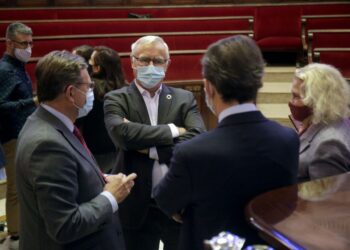 L’Alcalde anuncia la pròxima posada en marxa de sistemes d’aparcament intel·ligent i l’ampliació del wifi obert a 90 zones de la ciutat