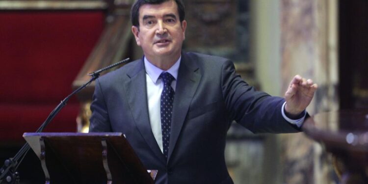 L’oposició municipal critica l’estat de la ciutat de València i la gestió de l’executiu municipal, defensada pels grups de govern