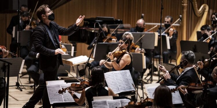 L’Orquestra de València (OV) iniciarà demà divendres la temporada general de concerts d’abonament 2020/21 del Palau de la Música de València