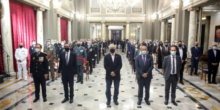 Ribó destaca la proximitat, i les accions de prevenció i mediació de la Policia Local, així com la seua funció per combatre la pandèmia