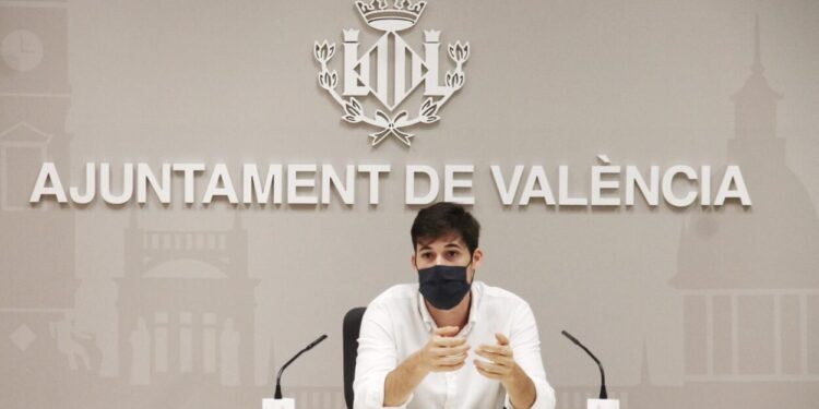 València prepara un pressupost expansiu que supere els 910 milions d’euros