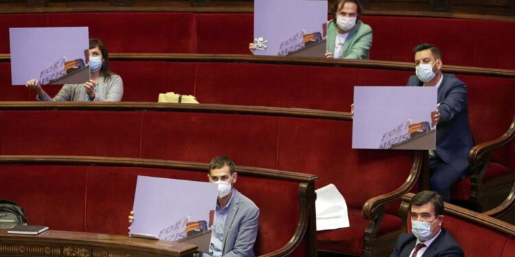 El ple condemna les actuacions violentes realitzades el passat dia 12 en Benimaclet