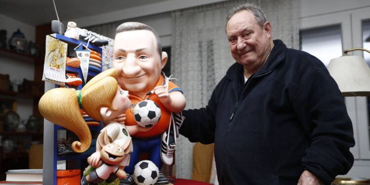 La corporació manifesta el seu reconeixement a Rafael Pla i Bernardo España «Españeta»