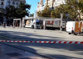 Giner exigeix a Ribó suspendre la celebració de la ‘Plaça del Llibre’ en la plaça de l’Ajuntament