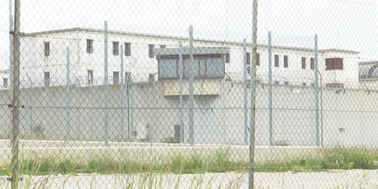 Acaip-Ugt denuncia que un dels interns que va donar positiu per Covid a Picassent «va estar sis dies sense control»