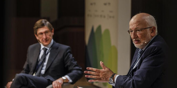 Goirigolzarri i Roig veuen «un error» concentrar les esperances en la vacuna i aposten per conviure amb la Covid-19